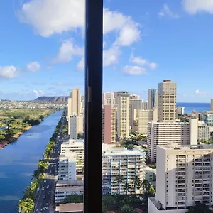 2rm-high-floor-w-king-queen-beds.hotelsinhawaii.org/