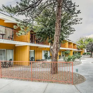quality-inn-near-reno-sparks-convention-center.insouthlaketahoe.com/