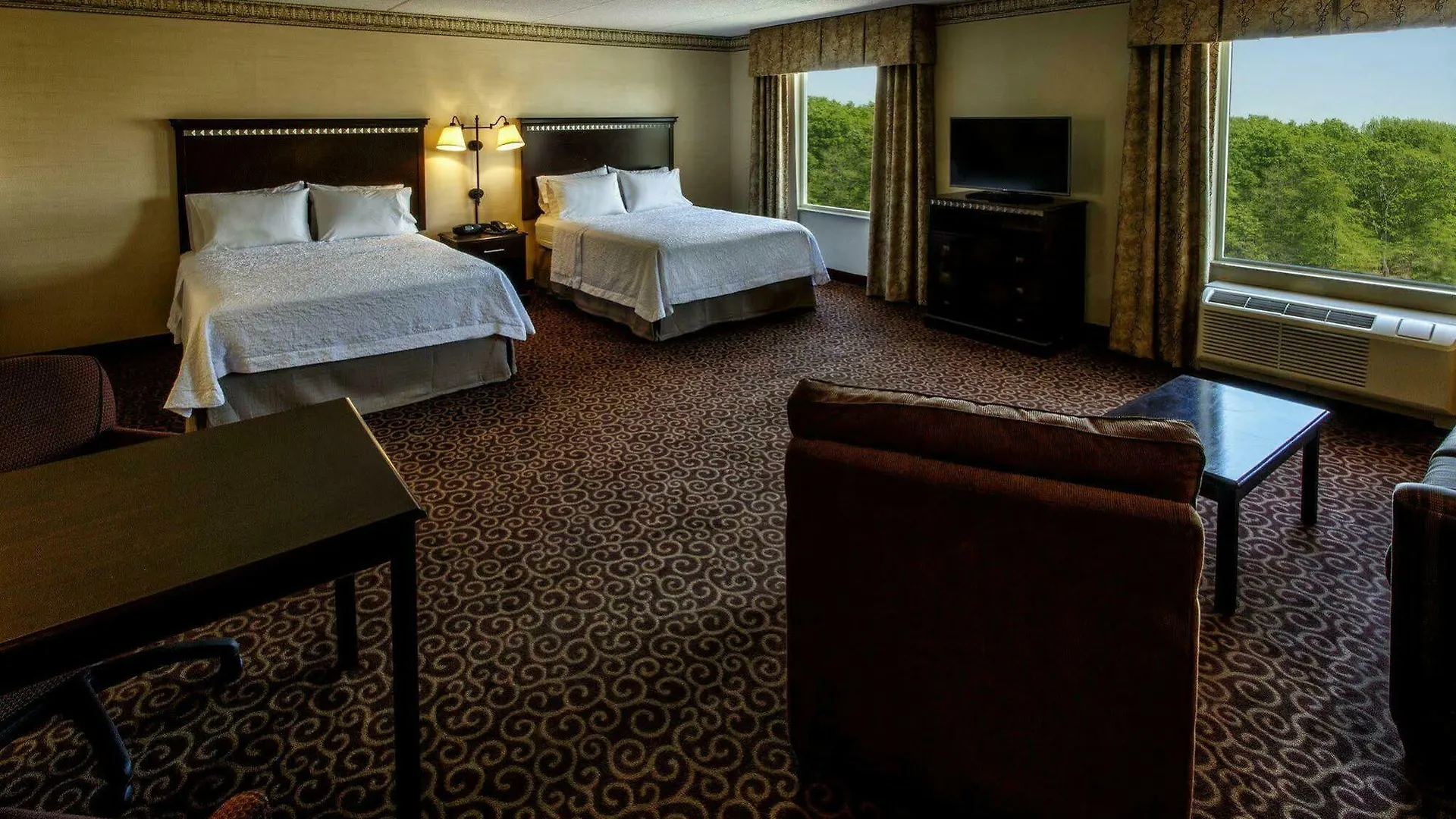 *** Hotel Hampton Inn & Suites Staten Island New York United States