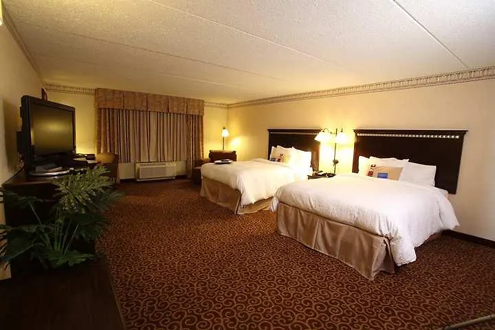 Hampton Inn & Suites Staten Island New York United States