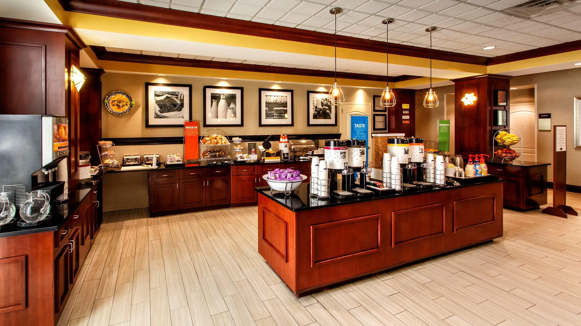 Hampton Inn & Suites Staten Island New York