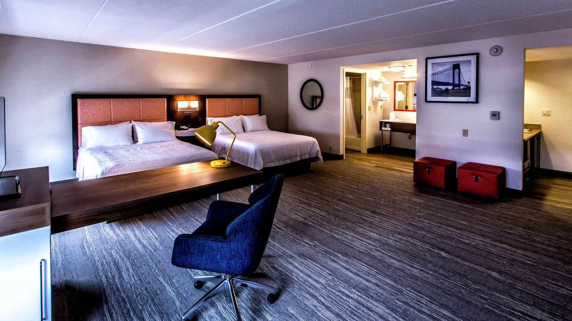 Hampton Inn & Suites Staten Island New York Hotel
