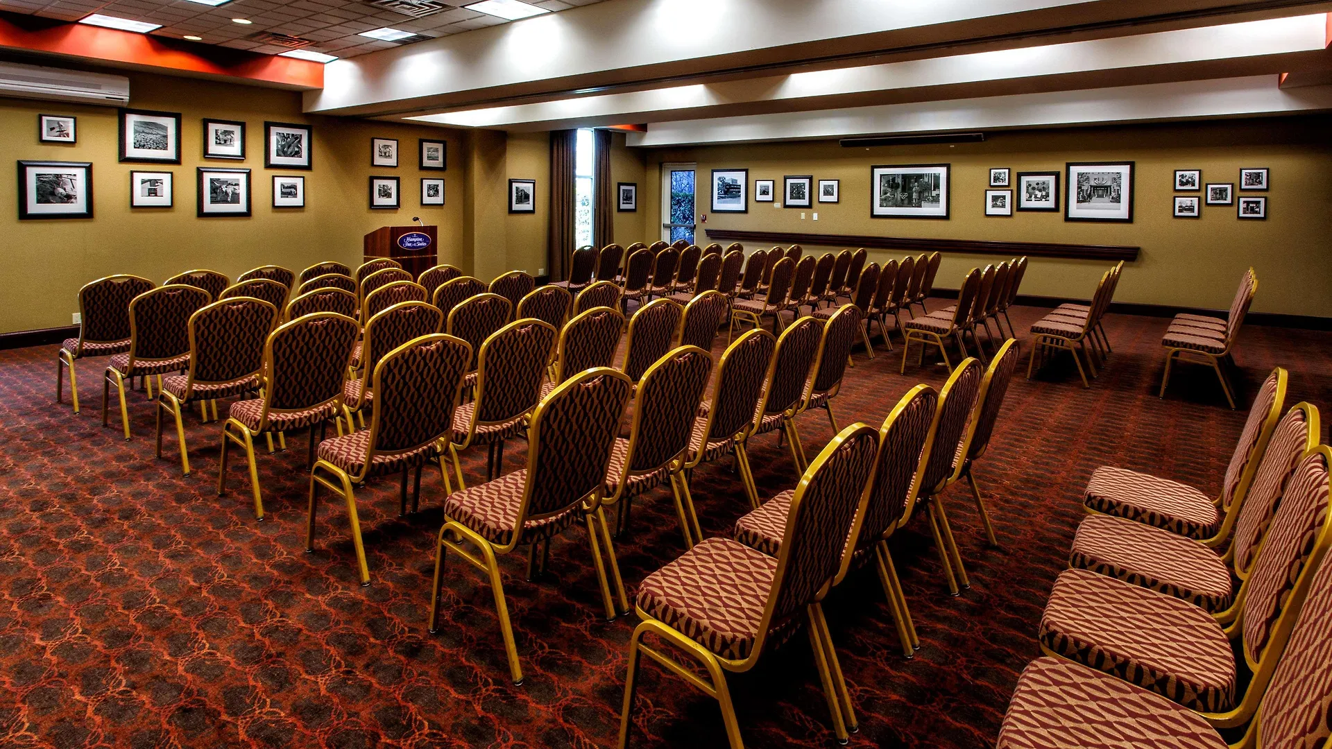 Hampton Inn & Suites Staten Island New York 3*,