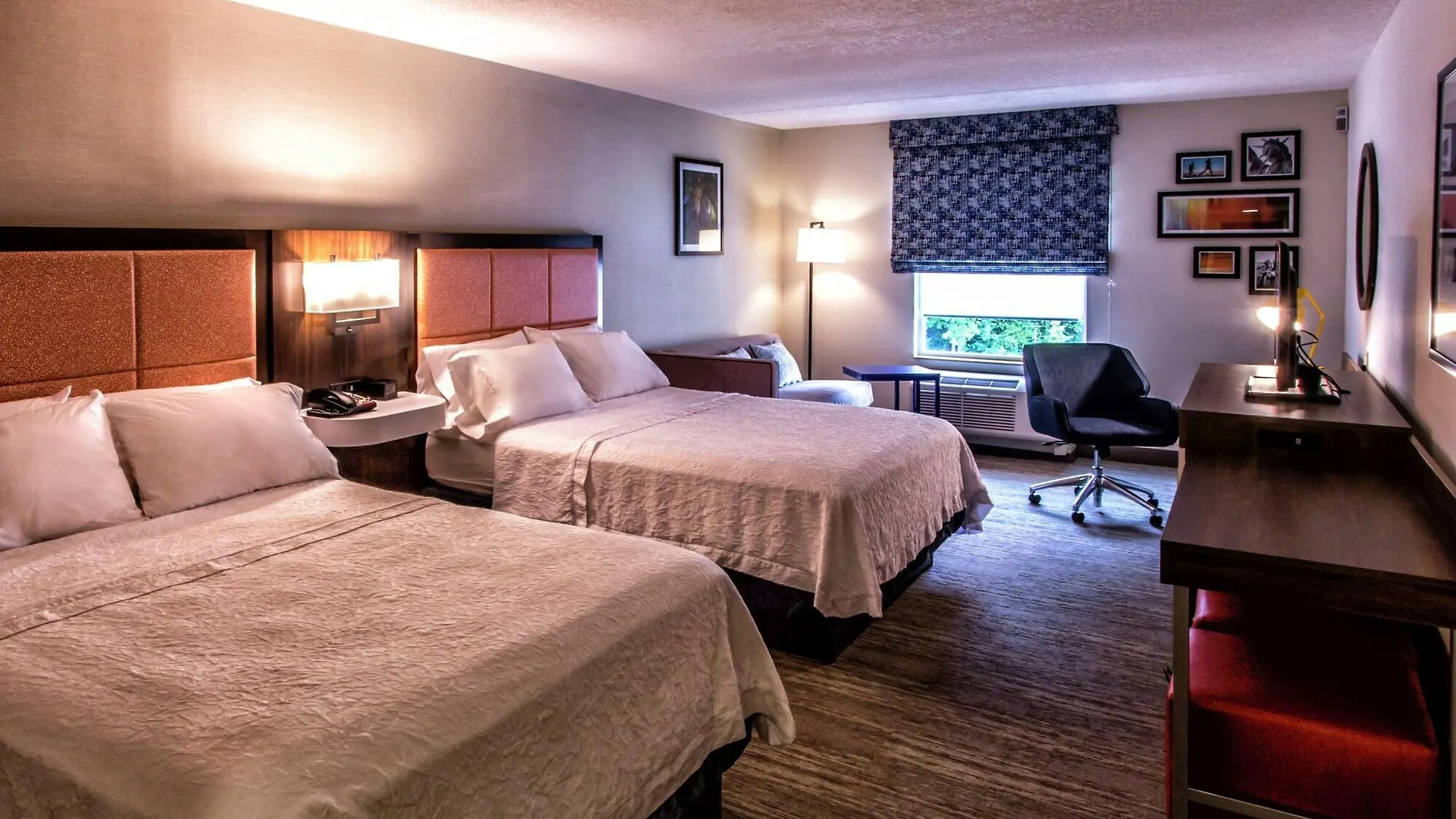 Hampton Inn & Suites Staten Island New York