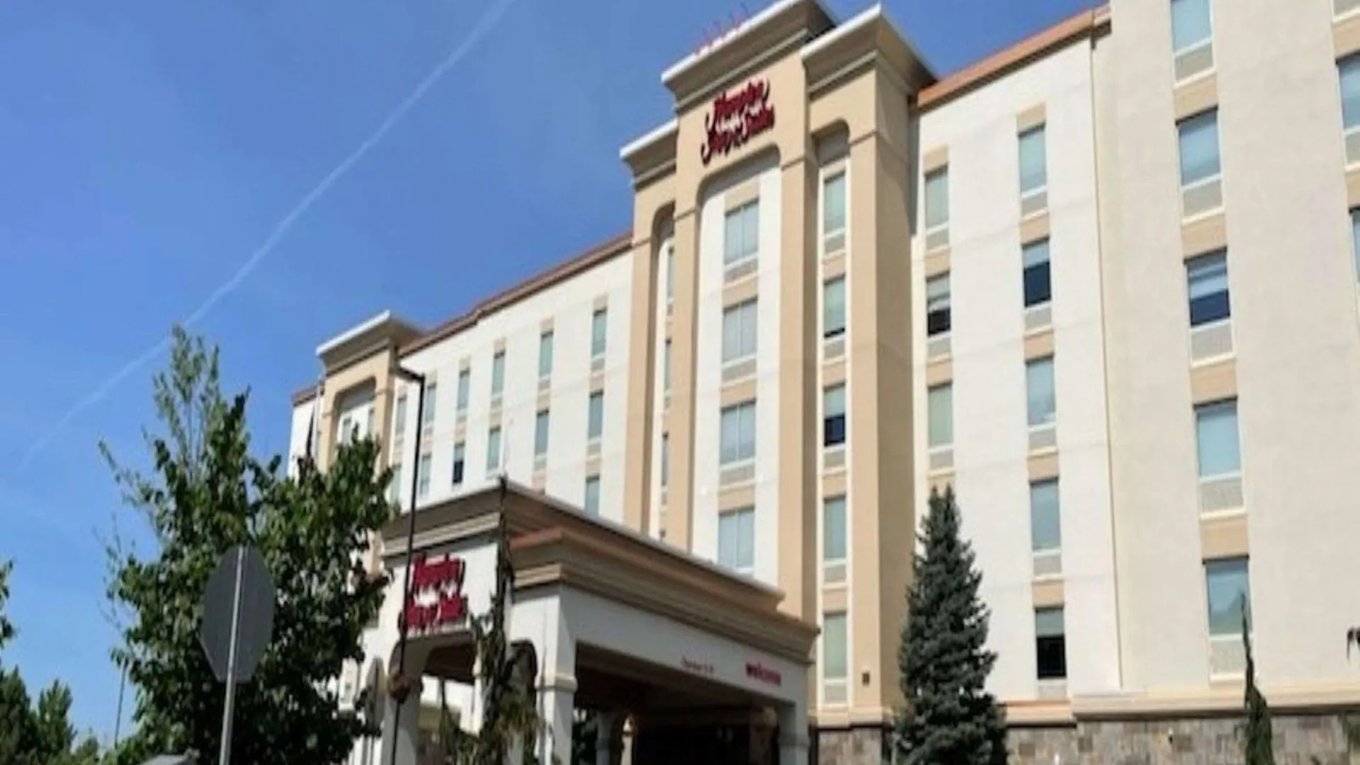 Hampton Inn & Suites Staten Island New York 3*,