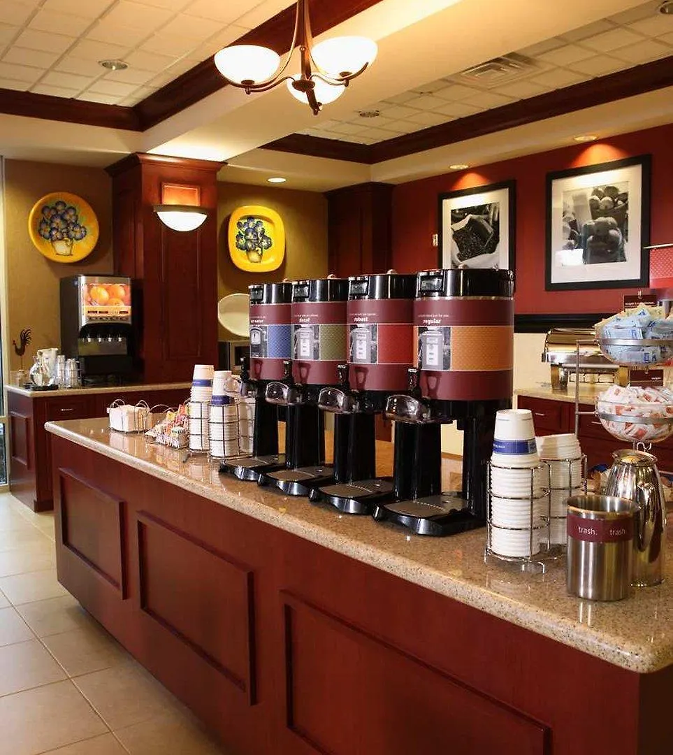*** Hotel Hampton Inn & Suites Staten Island New York United States